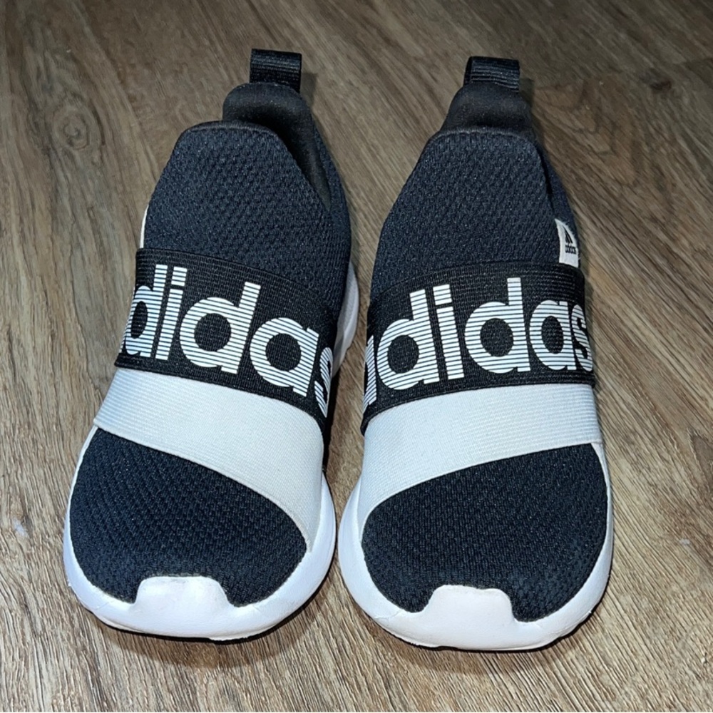 11K Adidas Toddler Kids Black/White New F9J57N HWA1Y3001 Slip On.